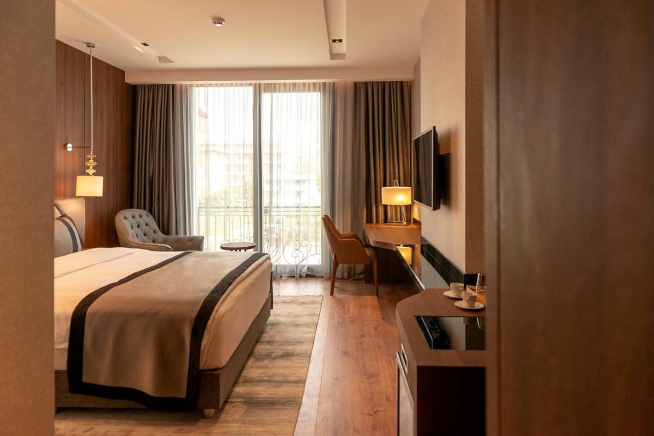 B&c Hotel 4*